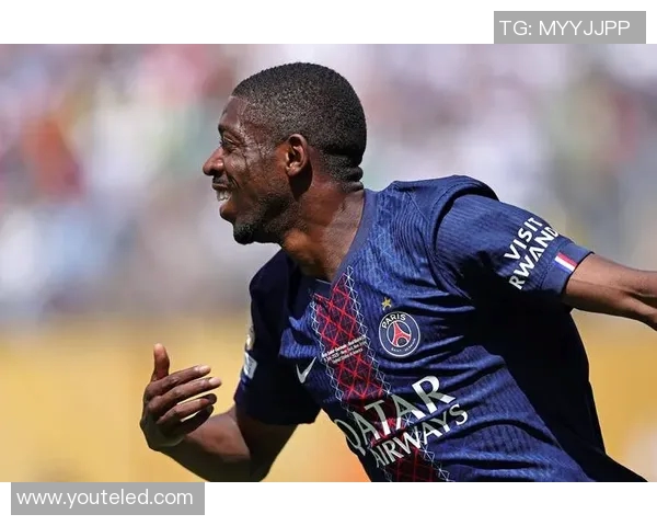 21号足球明星的传奇故事与辉煌成就揭秘