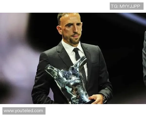 巴黎足球明星男球员全名汇总及其成就介绍